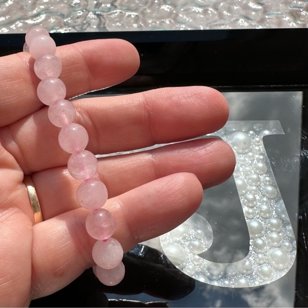 Rose Quartz Natural Crystal Stretch Bracelet - Never Worn - Picture 2 of 4